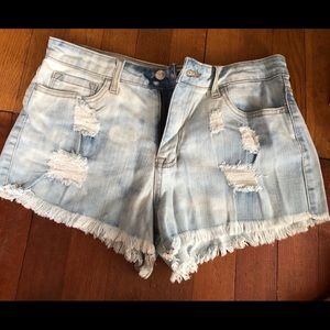 Cut off jean shorts